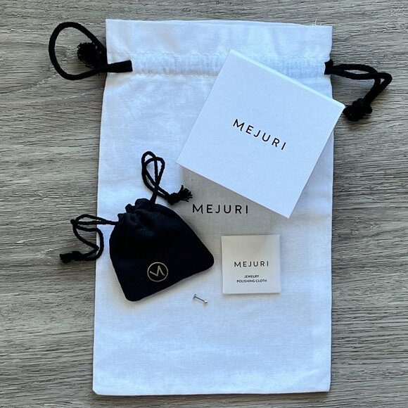 Mejuri - Diamond Mini Flat Back Stud 14K White Gold Natural Diamond - Picture 5 of 5